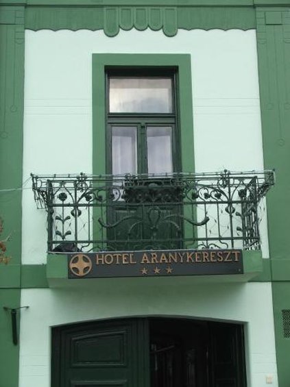 Aranykereszt in Gyula, Hungary