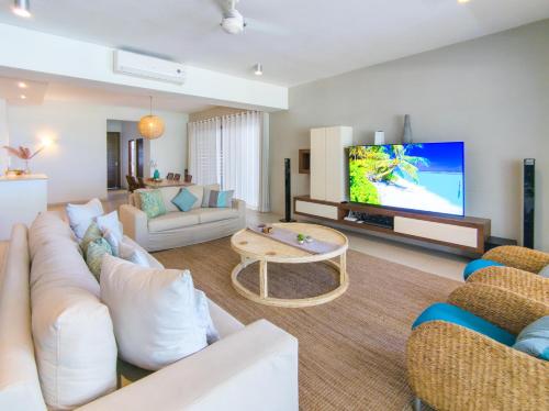 Element Bay 3 Bedroom Seaview Apartment by LOV Mauritius — 4-Star Luxury Hotel in Cap Malheureux, Mauritius