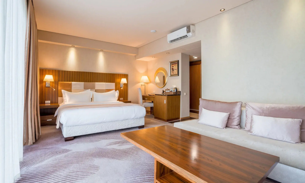 Luxury Dreamland Oasis Apartments