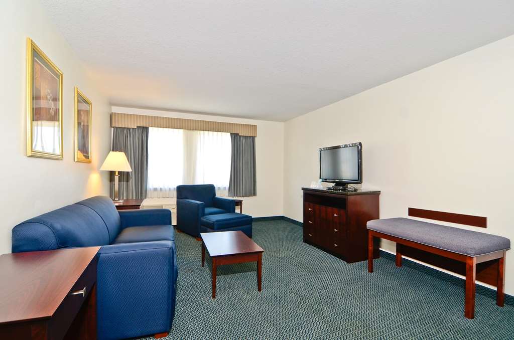 Best Western Gas City - photo 15
