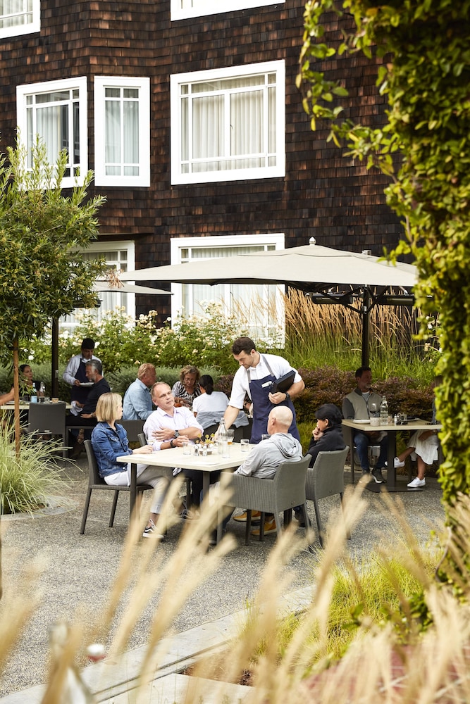 The Stanford Park Hotel - photo 46