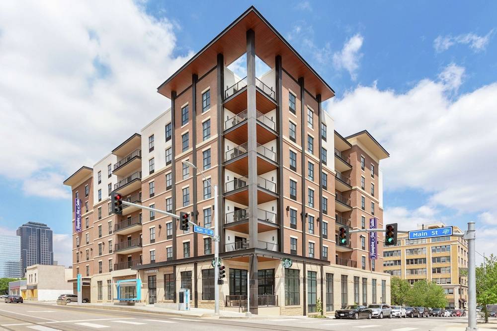 Hampton Inn & Suites Kansas City Downtown Crossroads - photo 2