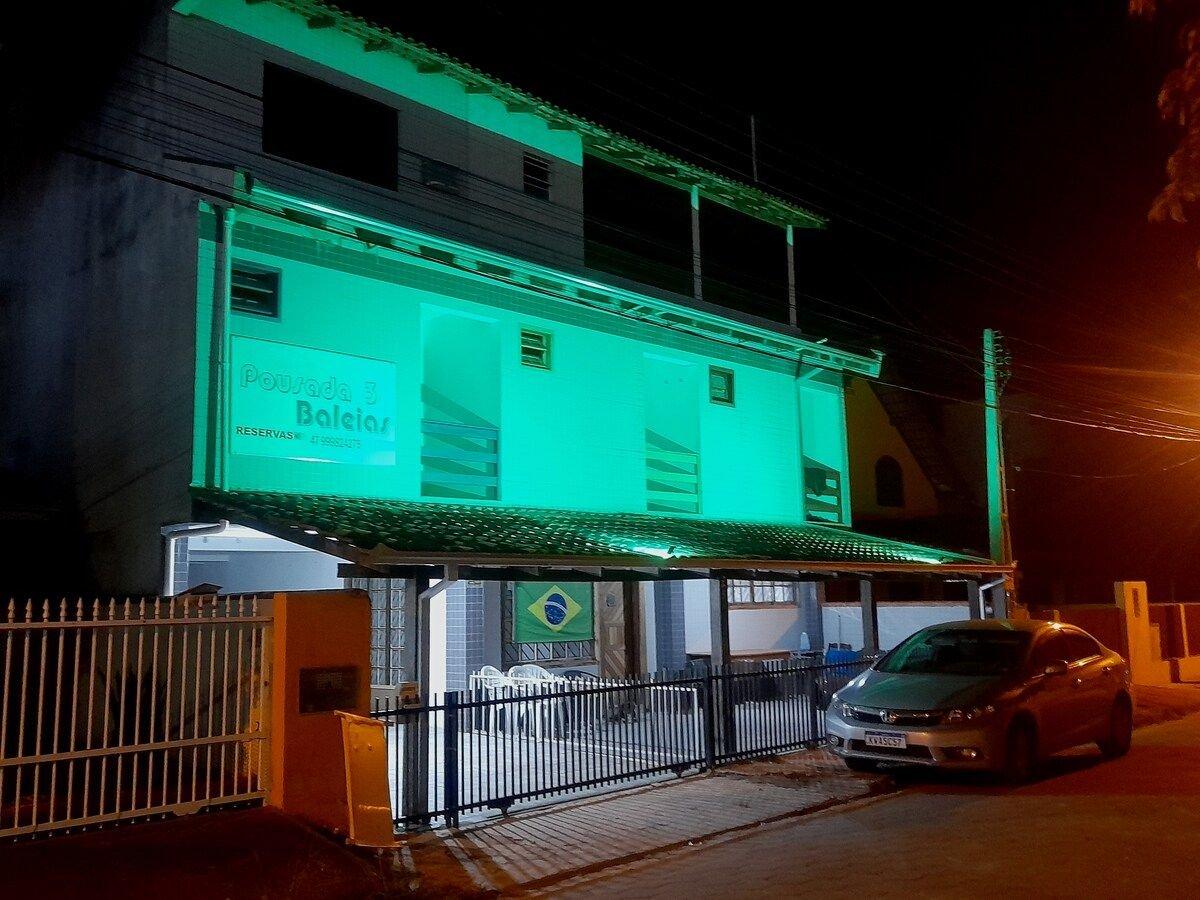 Apartamento Flat 03 Pousada 3 Baleias in Sao Francisco Do Sul, Brasil