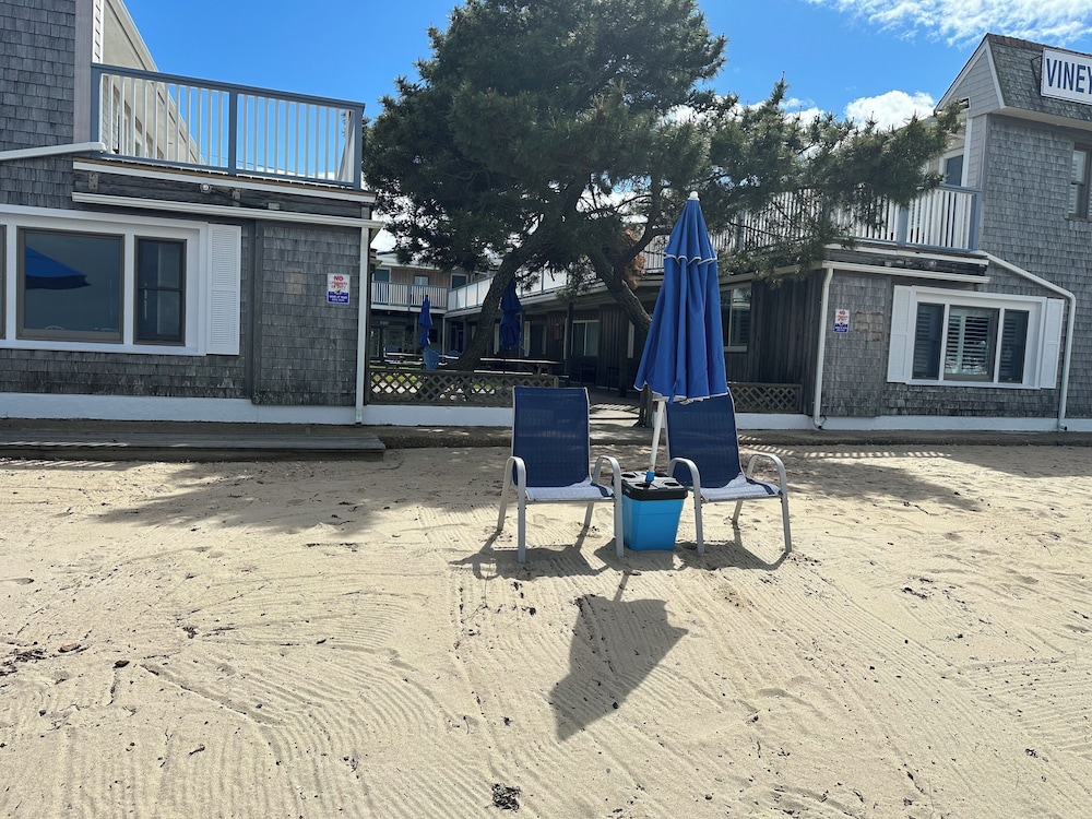 Vineyard Harbor Motel Private Beach - photo 402
