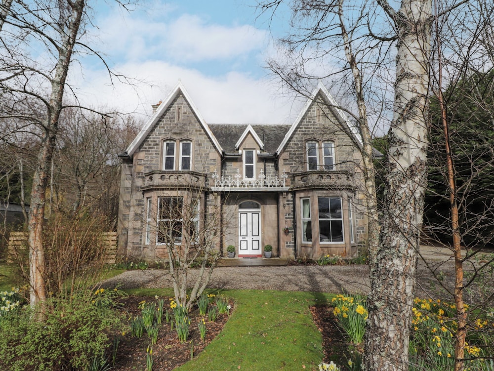 Arden House — 4-Star Luxury Hotel in Kingussie, United Kingdom