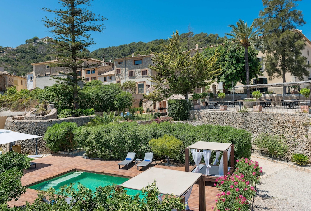 Hotel Turixant — hotel in Mancor De La Vall