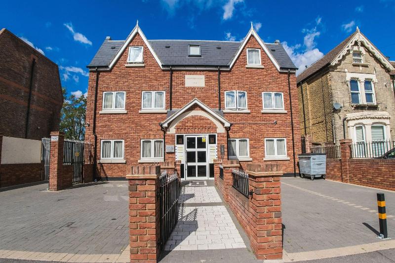 Ilford Luxury Apartments — 4-Star Luxury Hotel in Ilford, United Kingdom
