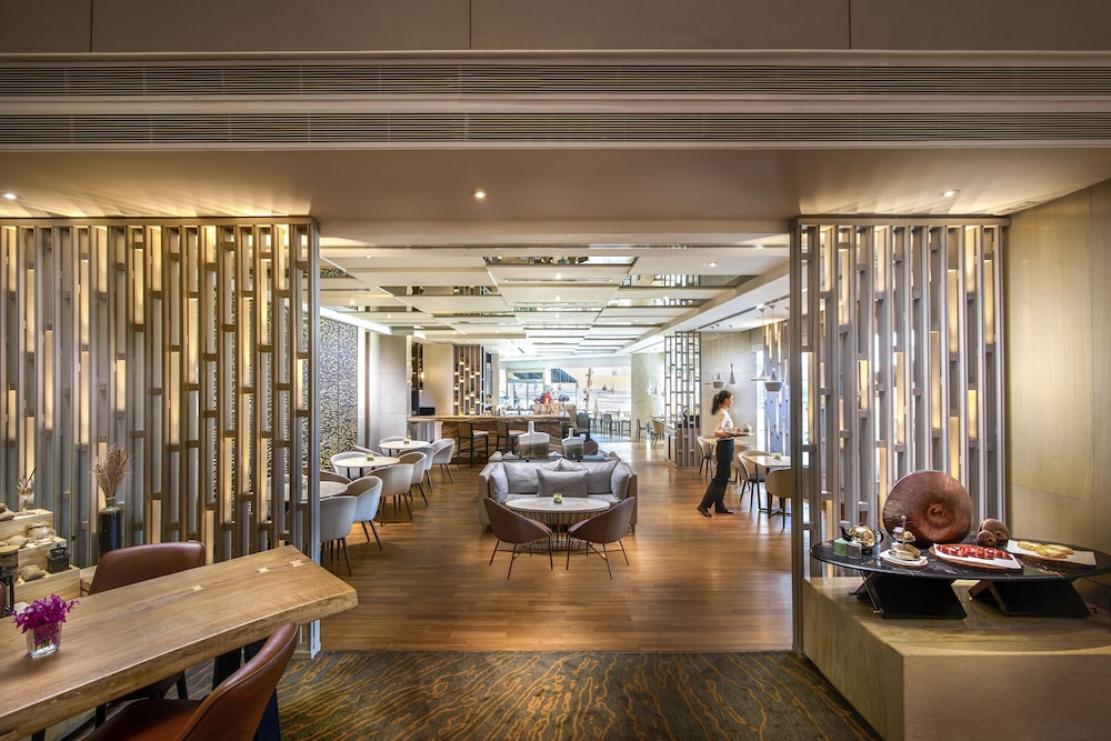 מזון ומשקאות