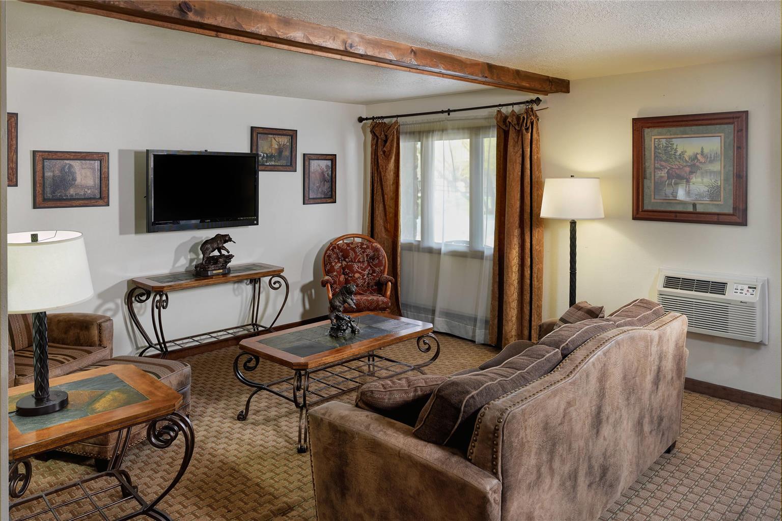 Ridgeline Hotel at Yellowstone an Ascend Collection Hotel - photo 5