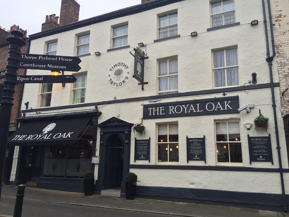 The Royal Oak Ripon — 4-Star Luxury Hotel in Ripon, United Kingdom