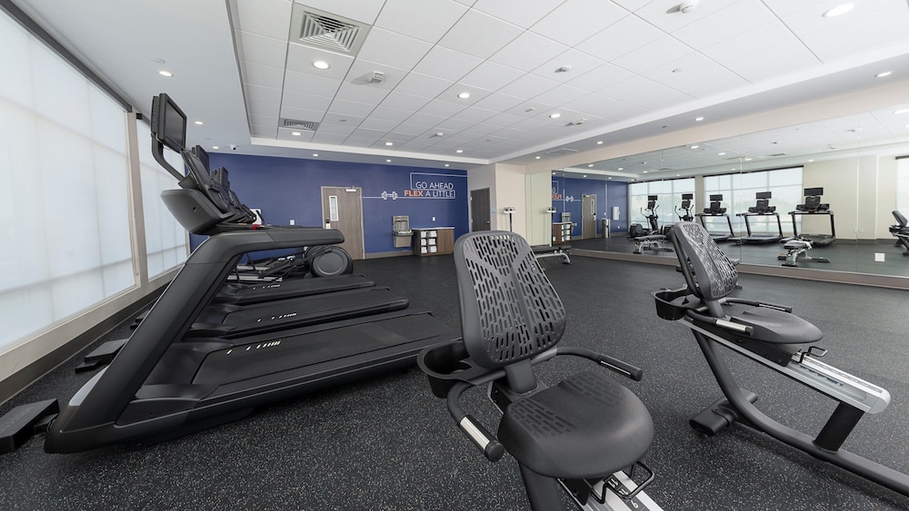 Holiday Inn Express & Suites Ridgecrest China Lake by IHG - photo 16