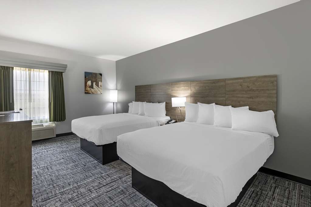 Best Western Plus MidAmerica Hotel - photo 6