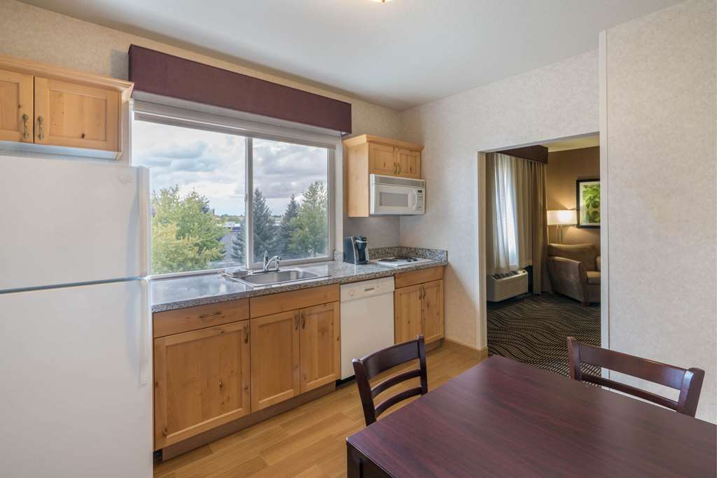 La Quinta Inn & Suites by Wyndham Idaho Falls Ammon - photo 53