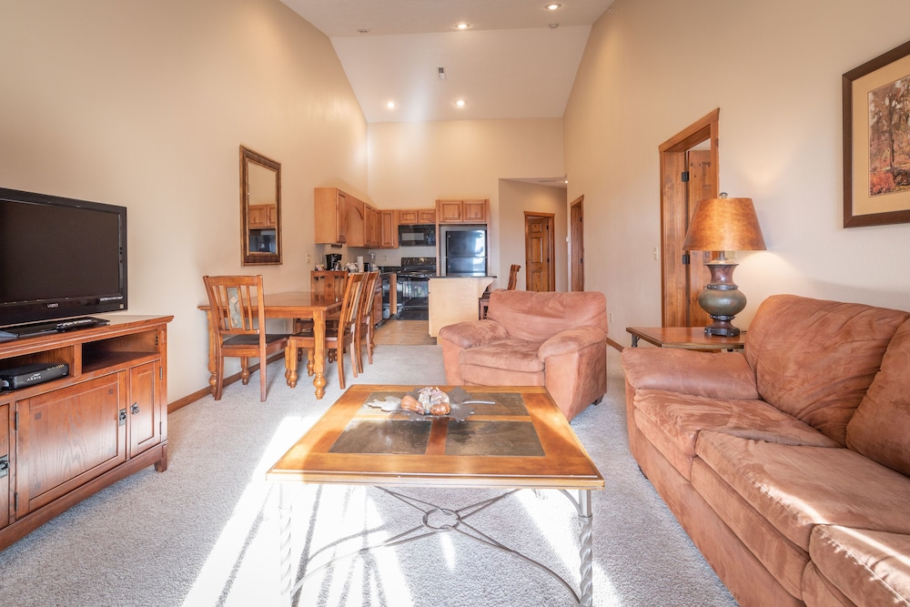 Lodges At Table Rock - photo 34