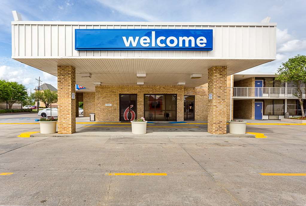 Motel 6 Baton Rouge LA Southeast - photo 2