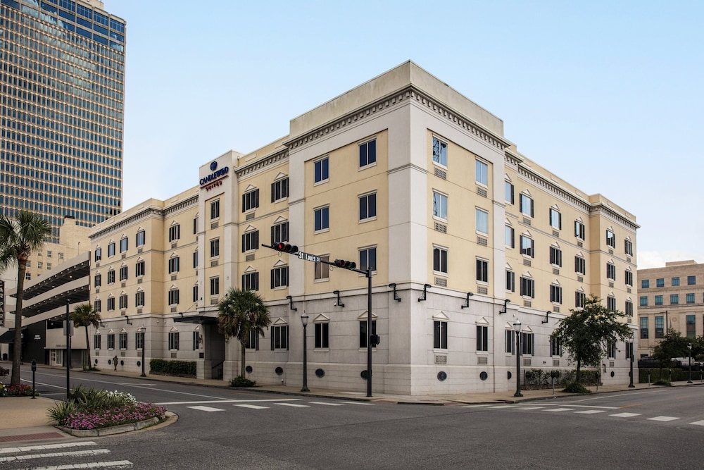 Candlewood Suites Downtown by IHG - photo 33