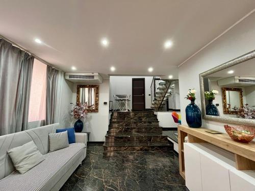 Delizioso appartamento — 4-Star Luxury Hotel in Rome, Italy