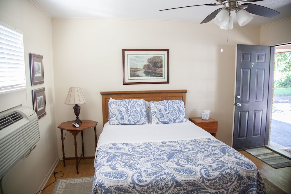 Shiner Country Inn - photo 7