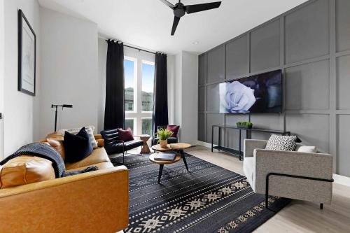 The Bluestem Stylish Design Rooftop with Firepit — 4-Star Luxury Hotel in Nashville, United States