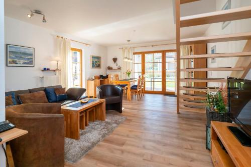 Ferienpark Freesenbruch Reihenhaus 6 Delfin — carbon neutral stay, Zingst