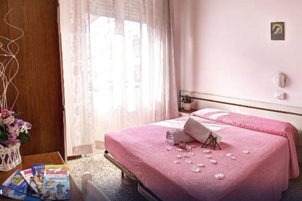 Hotel Villa Iris — Rimini