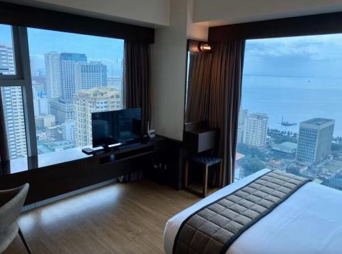 8 Adriatico Condo beside Robinsons Mall Y1 — 4-Star Luxury Hotel in Manila, Philippines