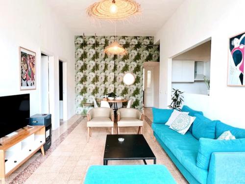 Bright Loft 4BR MarMikhael — 4-Star Luxury Hotel in Beirut, Lebanon
