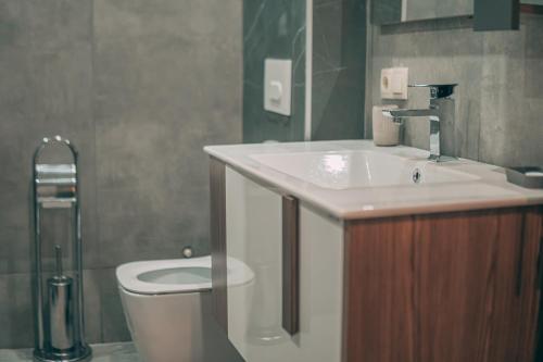 Apartment Sixteen