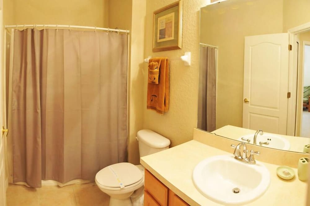 Coral Cay Resort #2 4 Bed 3 Baths Townhome — 4-Star Luxury Hotel in Kissimmee, United States