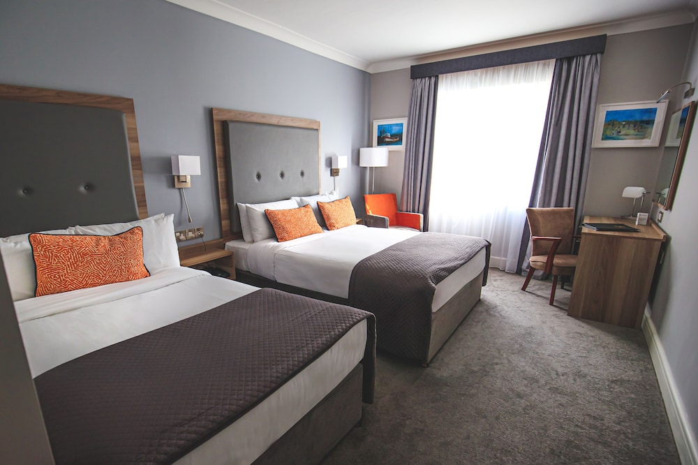 Westlodge Hotel & Leisure Centre