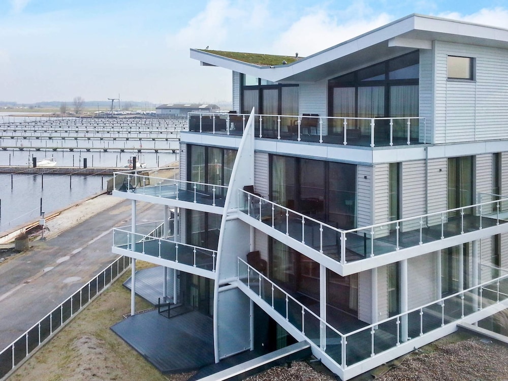 Holiday Home in Wendtorf — 4-Star Luxury Hotel in Schonberg, Germany