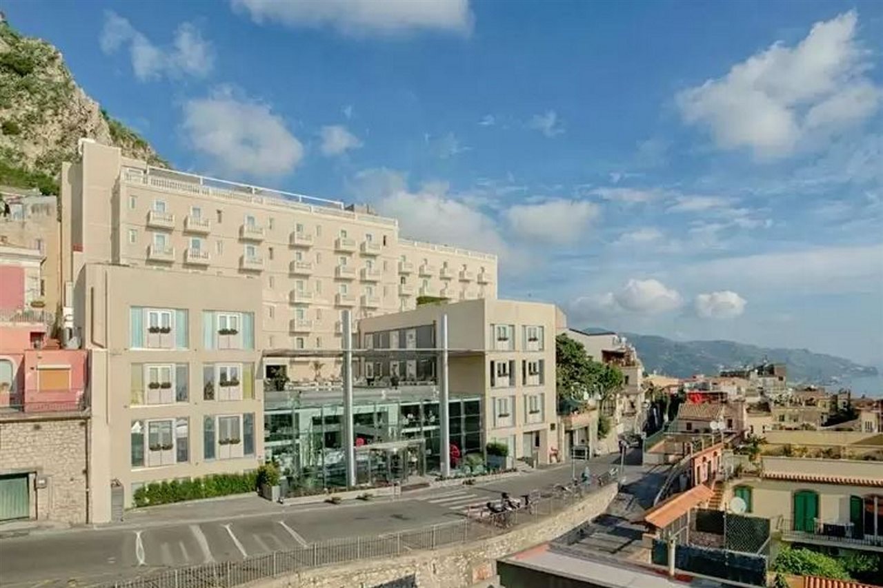 NH Collection Taormina