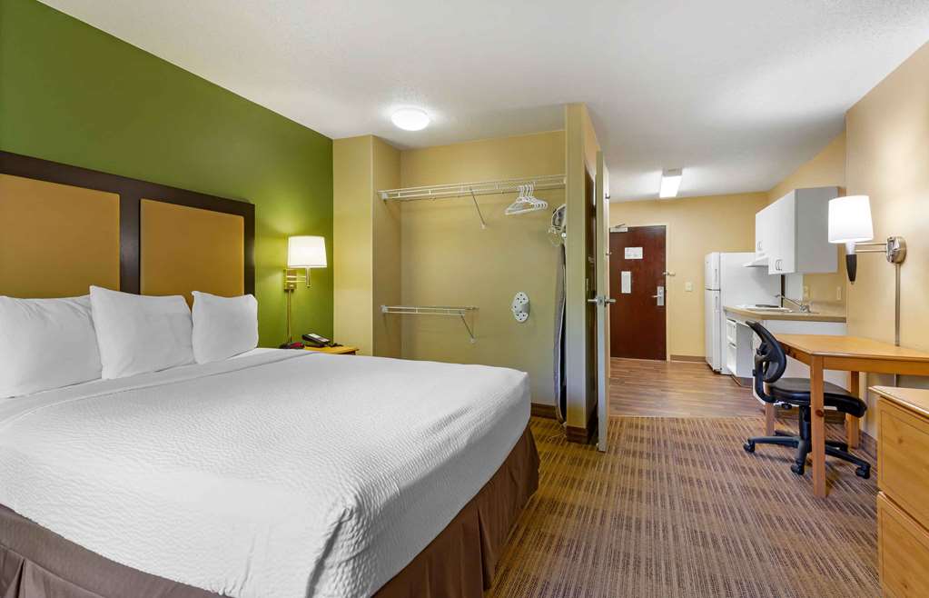 Extended Stay America Suites Washington DC Herndon Dulles - photo 15