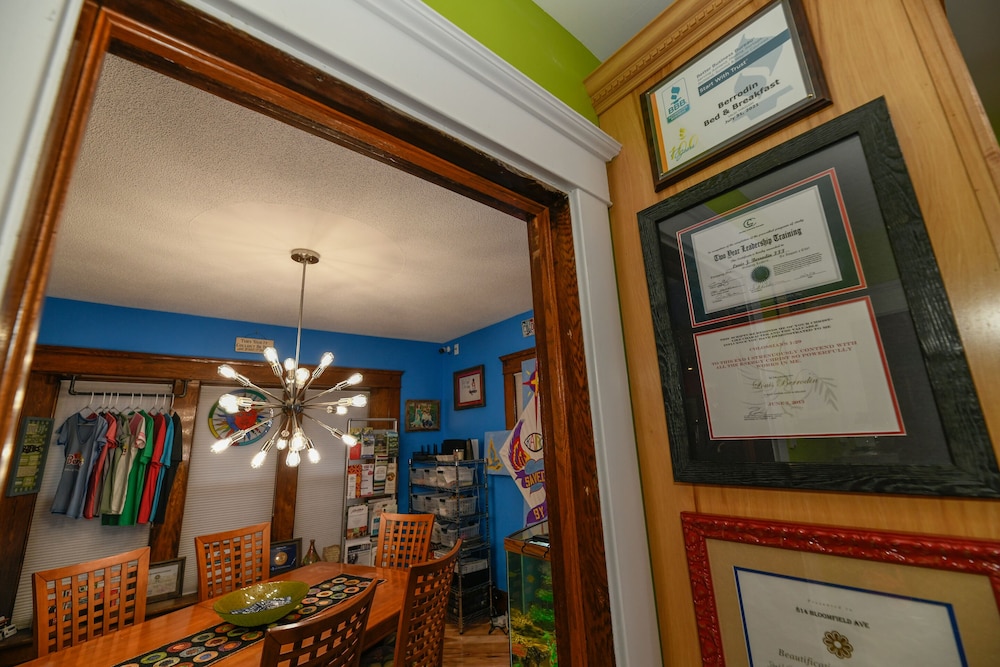 Berrodin Bed & Breakfast - photo 193