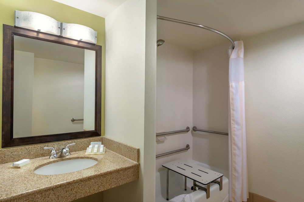 Hilton Garden Inn Orlando East UCF Area - photo 26
