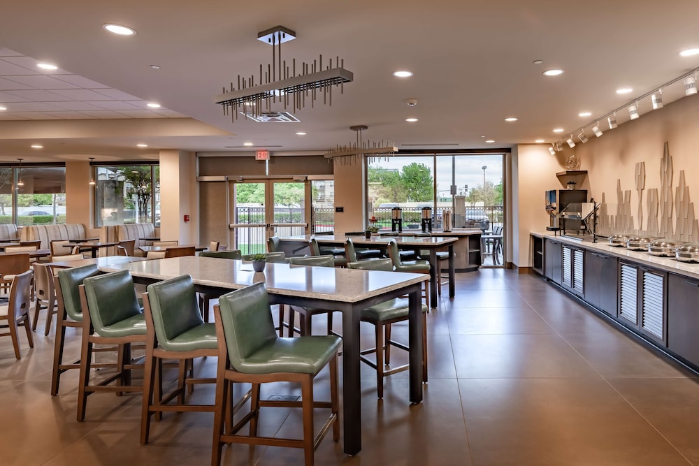 DoubleTree by Hilton Dallas Farmers Branch - photo 24