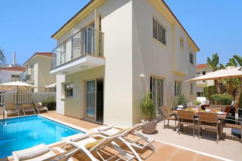 Villa Adonia 30m from Pernera Beach — 4-Star Luxury Hotel in Protaras, Cyprus