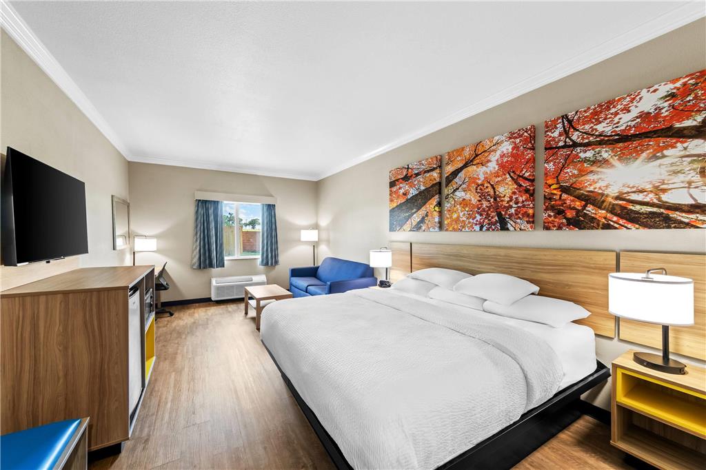 Days Inn by Wyndham Rockdale Texas - photo 27
