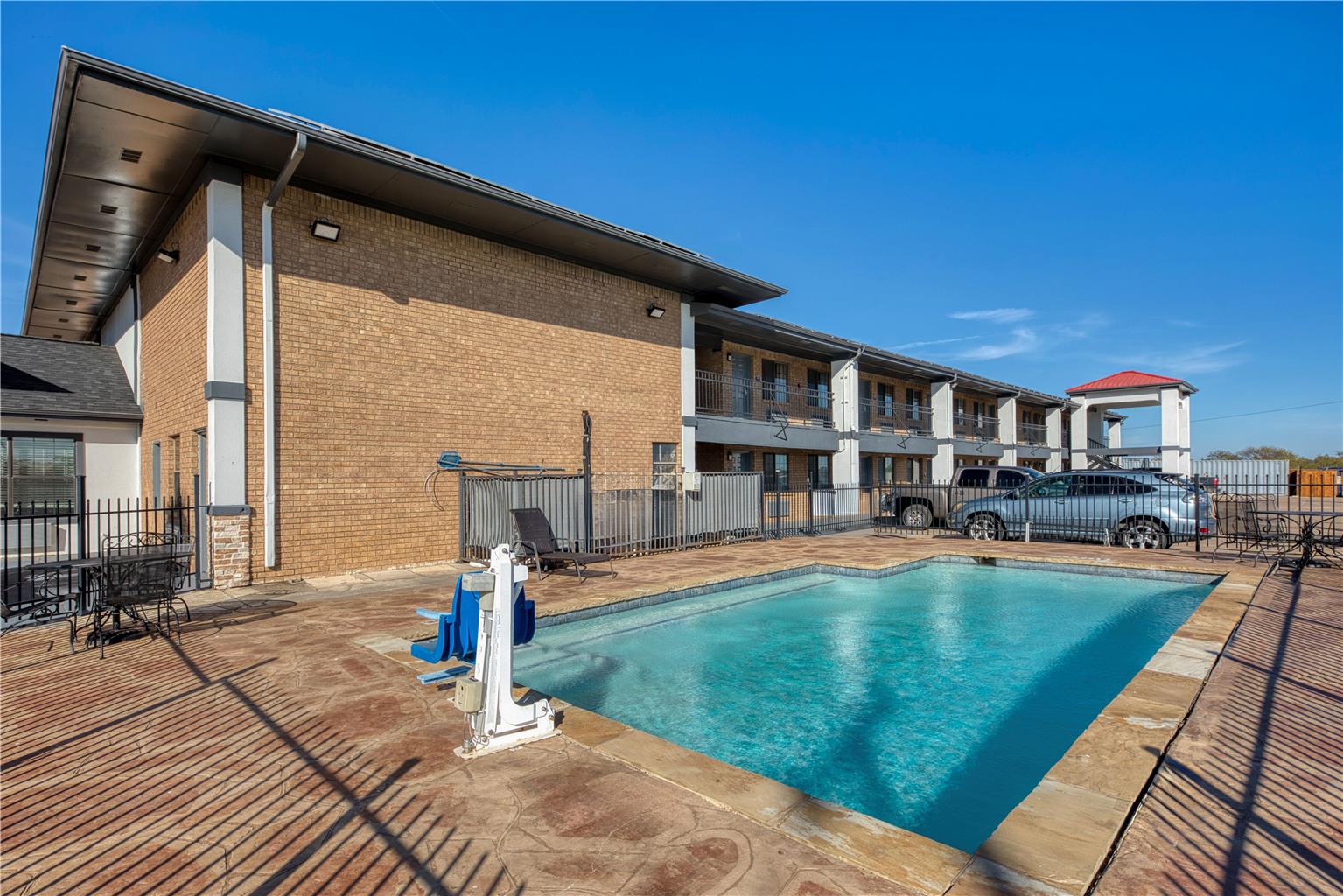 SureStay Hotel by Best Western Terrell - photo 6