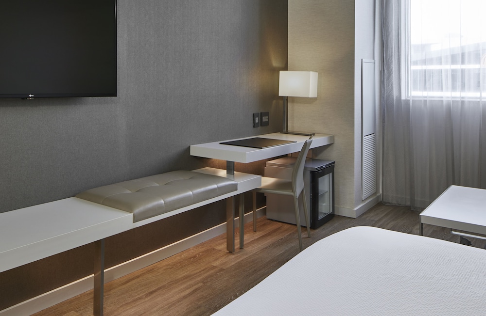 AC Hotel by Marriott Miami Aventura - photo 15
