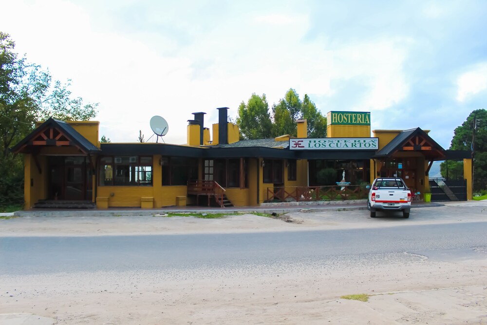 Hosteria Los Cuartos - carbon neutral hotel in Tafi Del Valle