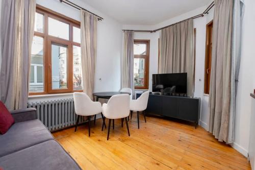 Cosy Historical Flat - last minute hotel in Istanbul