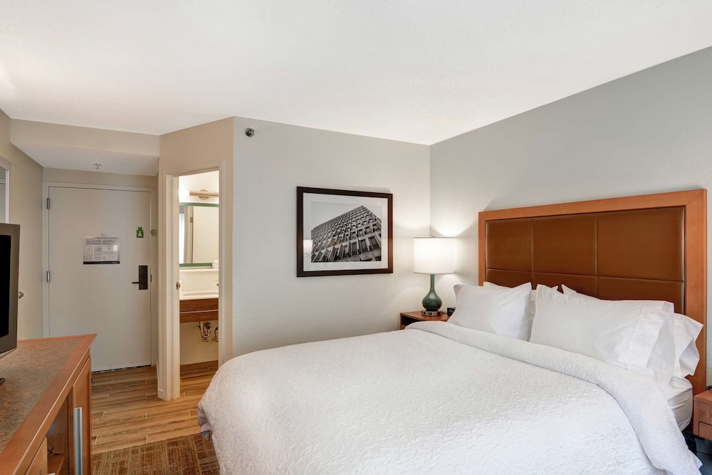 Hampton Inn Columbia I 26 Airport - photo 10