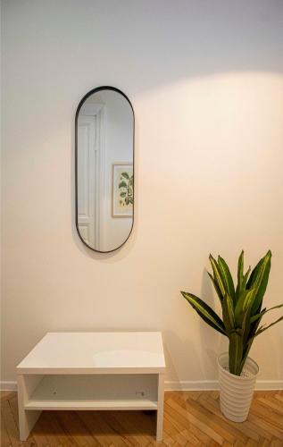 Chic 3BR Apt Near Fabrika By Wehost