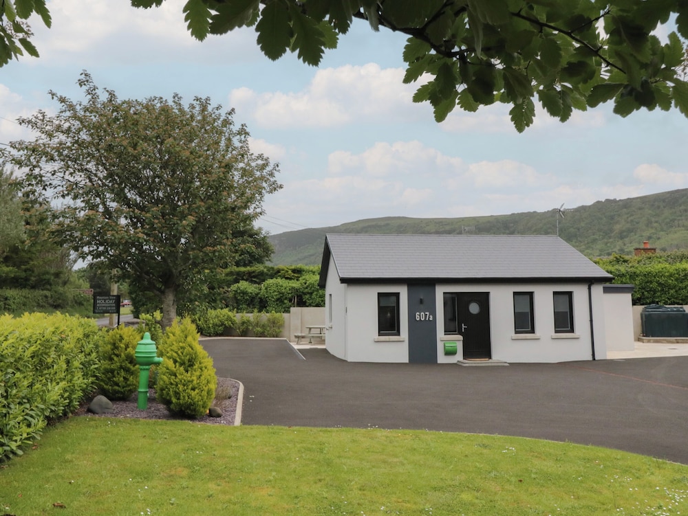 Mountain View - carbon neutral hotel in Limavady