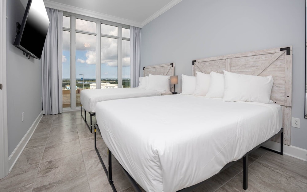 Phoenix Gulf Towers 805 4 Bedroom Condo - photo 11