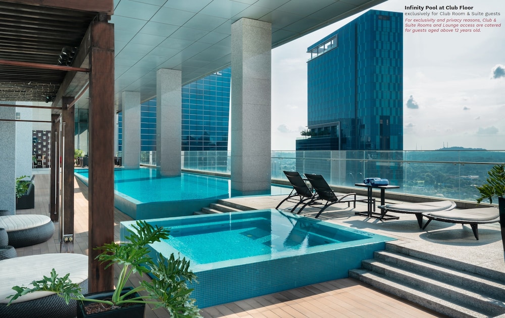 Oasia Hotel Novena Singapore — 4-Star Luxury Hotel in Singapore, Singapore