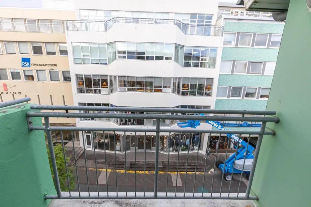 Penthouse on the main street town center Akureyri