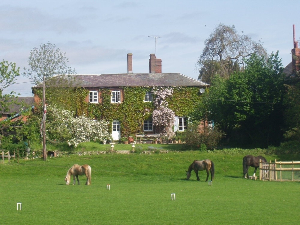 Lower Buckton Country House — 4-Star Luxury Hotel in Craven Arms, United Kingdom