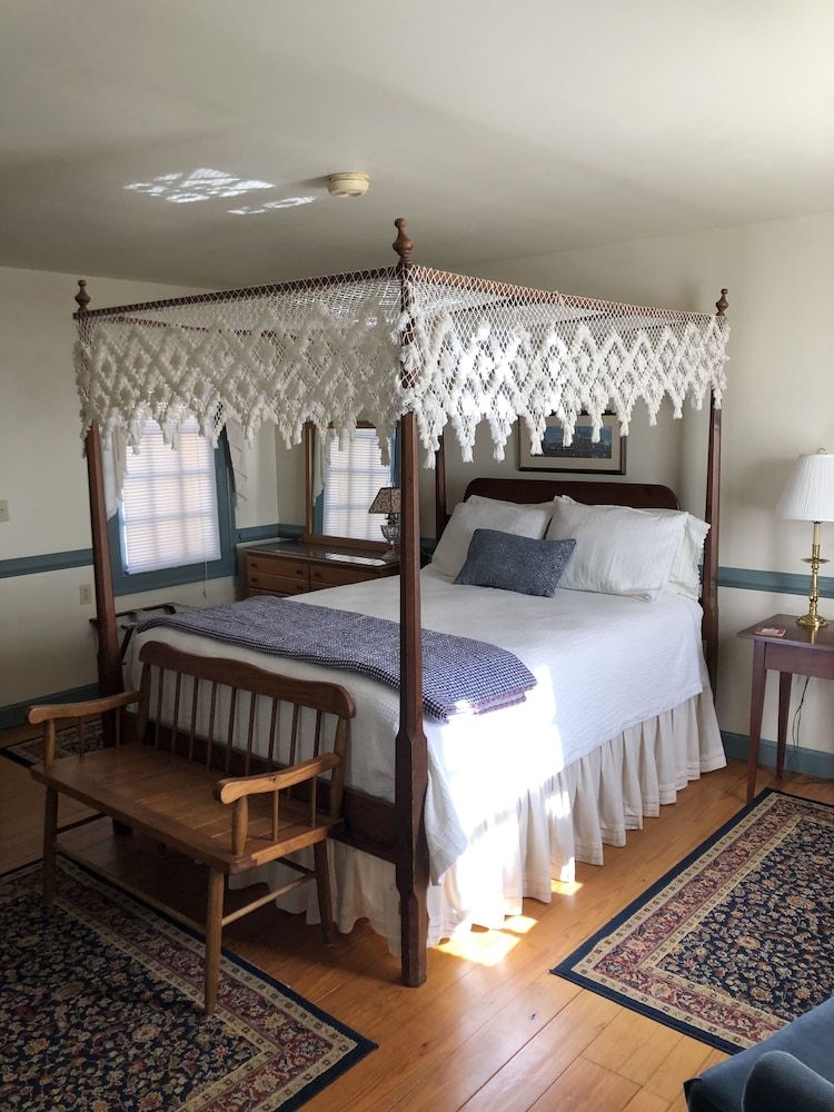 War Hill Inn - photo 13